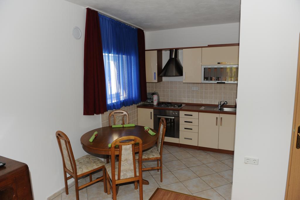 Apartment Matini Dvori Dubrava  Buitenkant foto